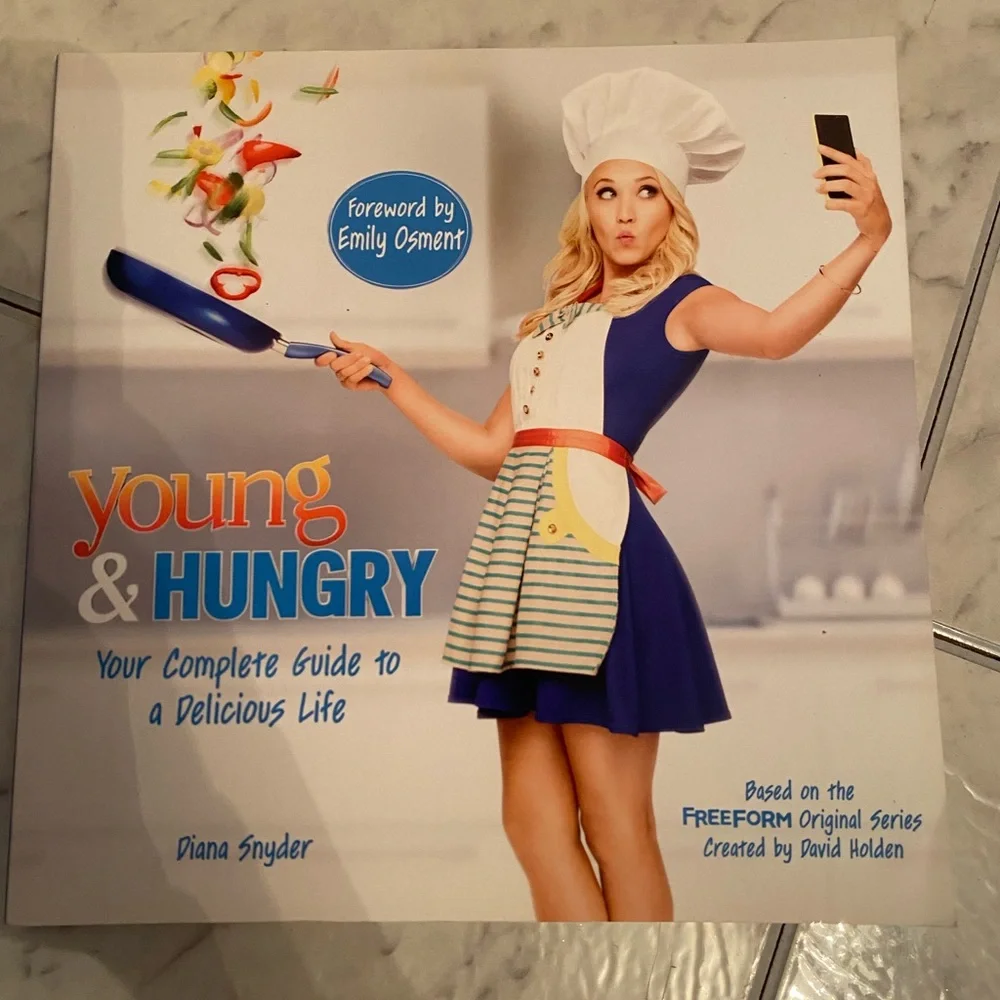 Young & Hungry: Your Complete Guide to a Delicious Life Book 👩‍🍳 brand new